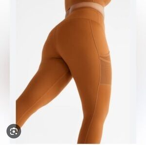 Knix Warm Brown/Rust  Leggings Size M